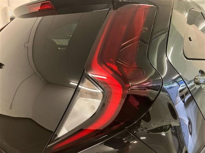 Toyota Aygo X usata a Como (8)