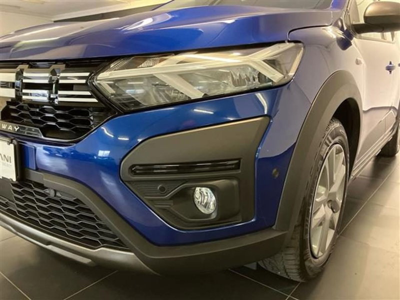 Dacia Sandero Stepway usata a Como (7)