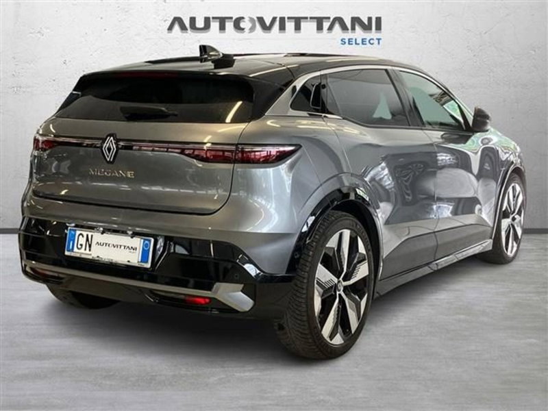 Renault Megane E-Tech Electric usata a Como (3)