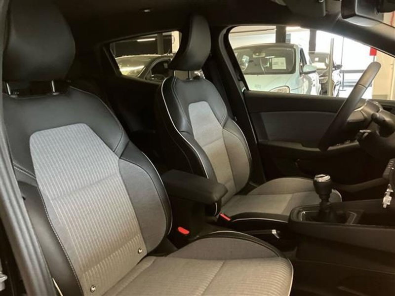 Renault Clio usata a Como (11)