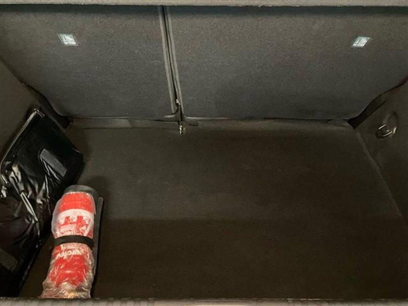 Renault Clio usata a Como (17)