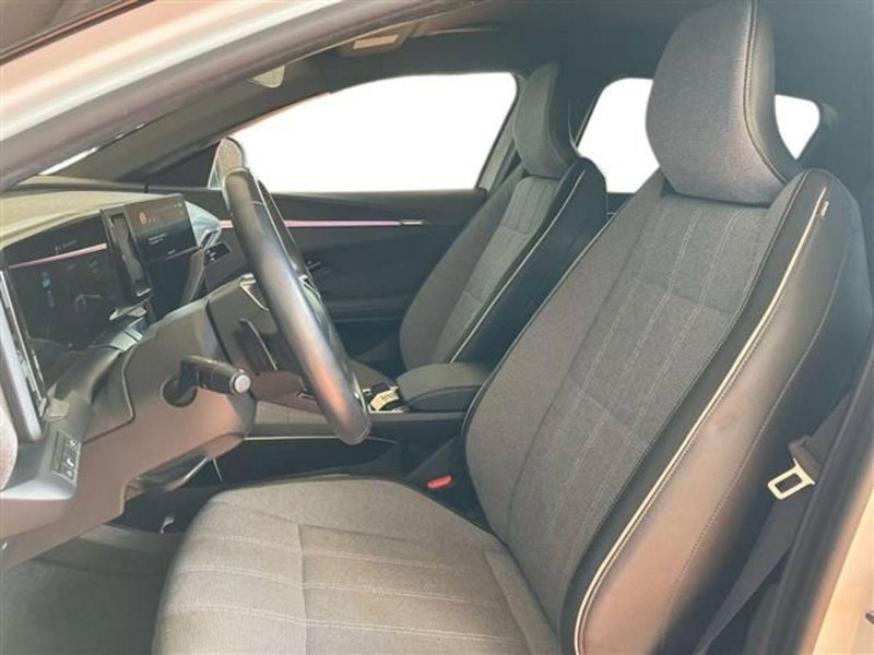 Renault Megane E-Tech Electric usata a Como (10)