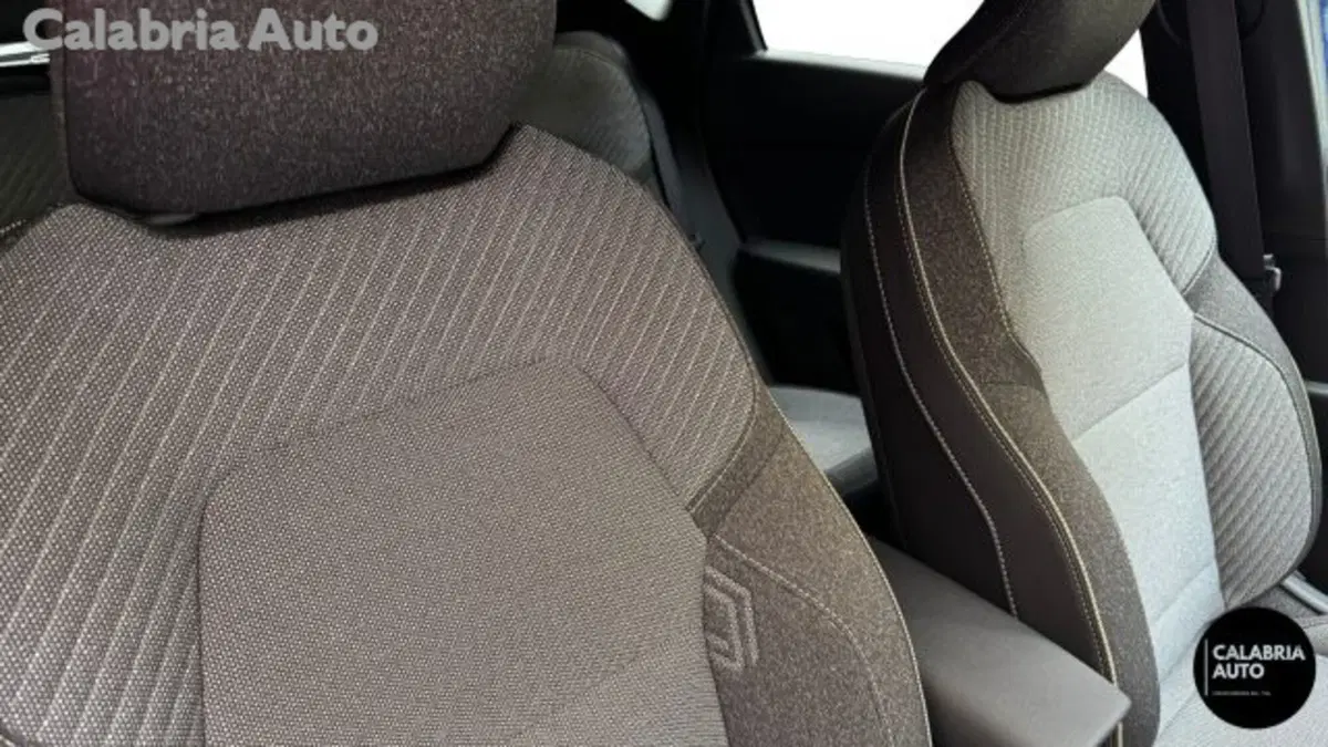 Renault Captur nuova a Reggio Calabria (12)