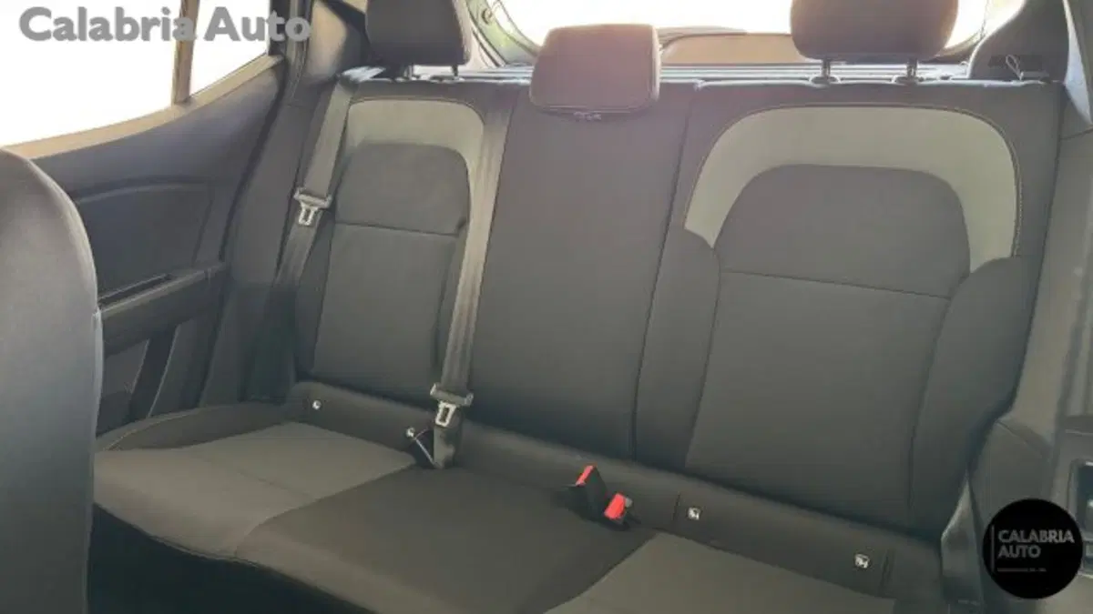 Dacia Sandero Stepway nuova a Reggio Calabria (11)