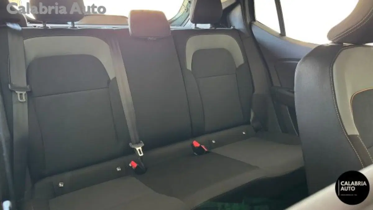 Dacia Sandero Stepway nuova a Reggio Calabria (12)
