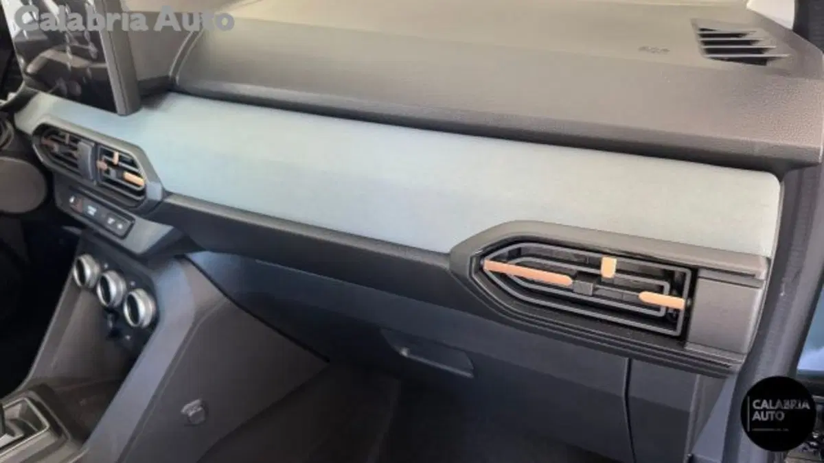 Dacia Sandero Stepway nuova a Reggio Calabria (13)
