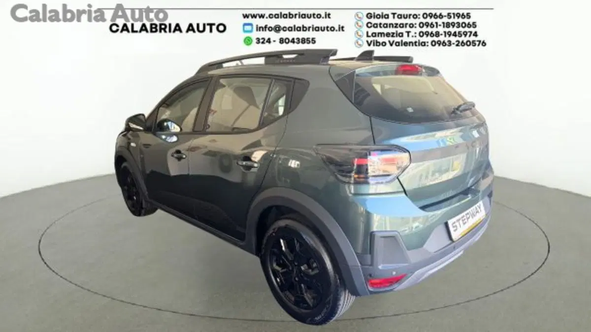 Dacia Sandero Stepway nuova a Reggio Calabria (3)