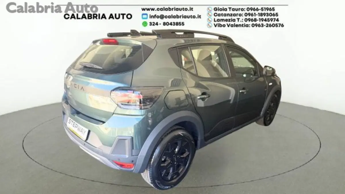 Dacia Sandero Stepway nuova a Reggio Calabria (4)