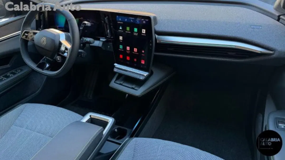 Renault Scenic E-Tech Electric nuova a Reggio Calabria (10)