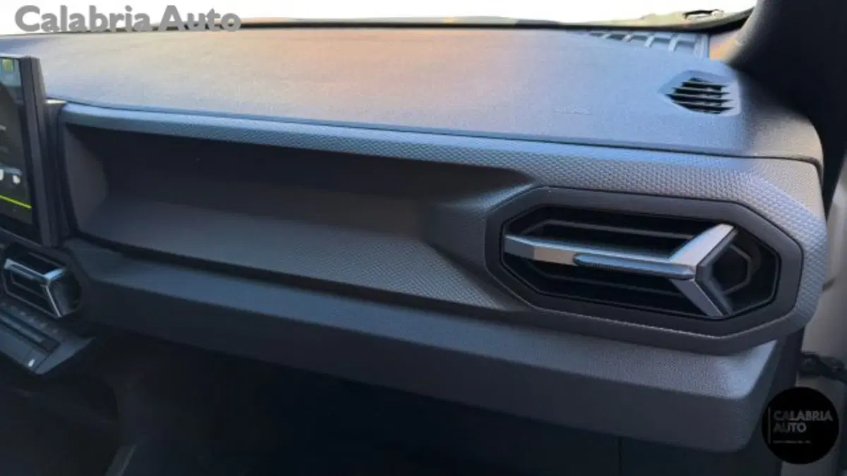 Dacia Duster nuova a Reggio Calabria (15)