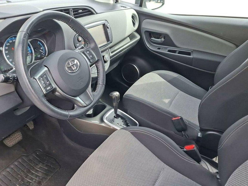 Toyota Yaris usata a Torino (12)
