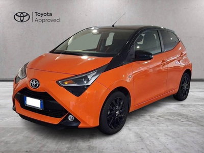 Toyota Aygo 1.0 VVT-i 72 CV 5 porte x-wave orange del 2020 usata a Torino