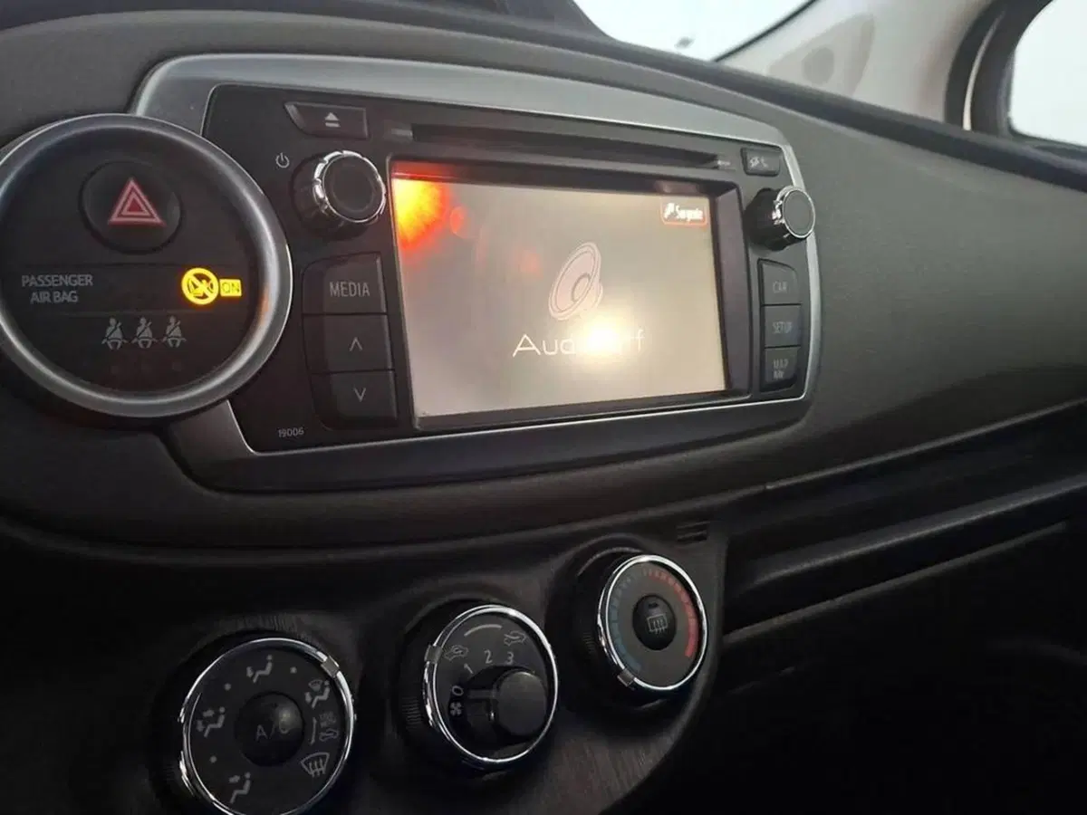 Toyota Yaris usata a Torino (9)