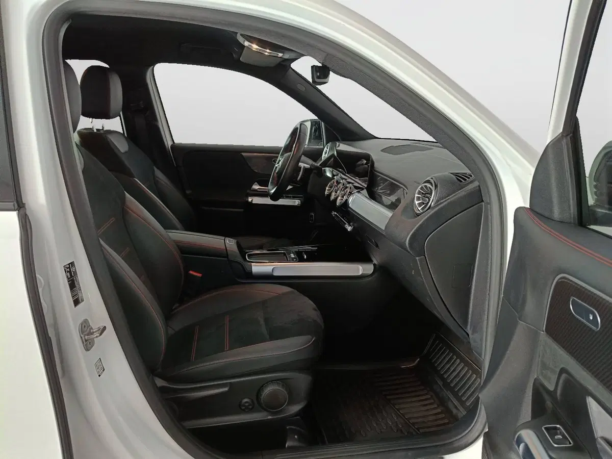 Mercedes-Benz GLB usata a Ascoli Piceno (11)