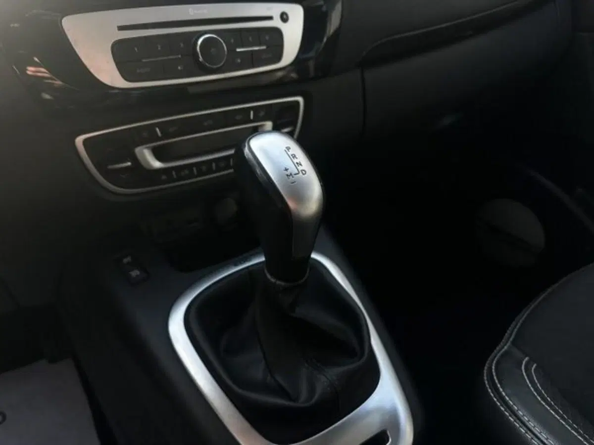Renault Scenic E-Tech Electric usata a Alessandria (10)