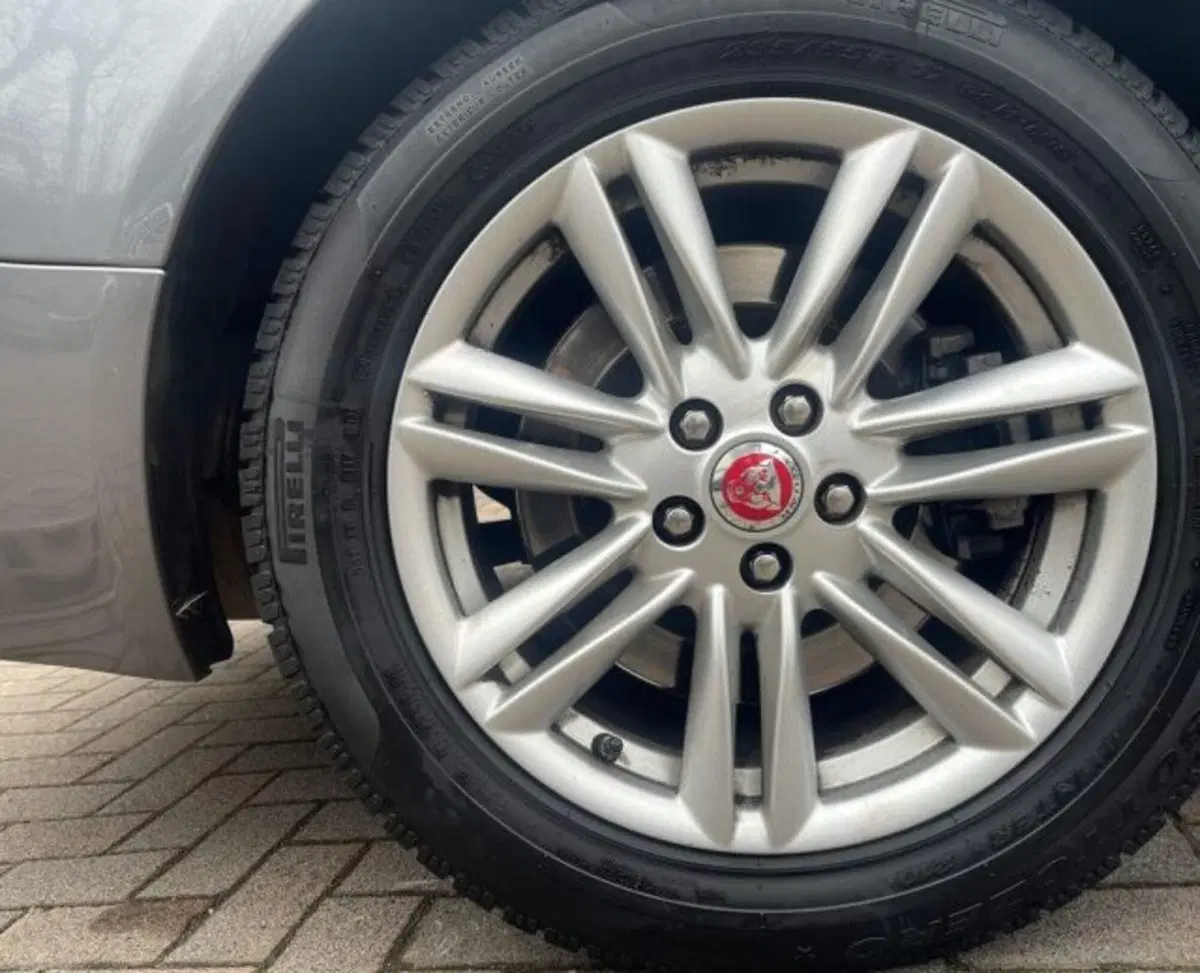 Jaguar XF usata a Alessandria (5)
