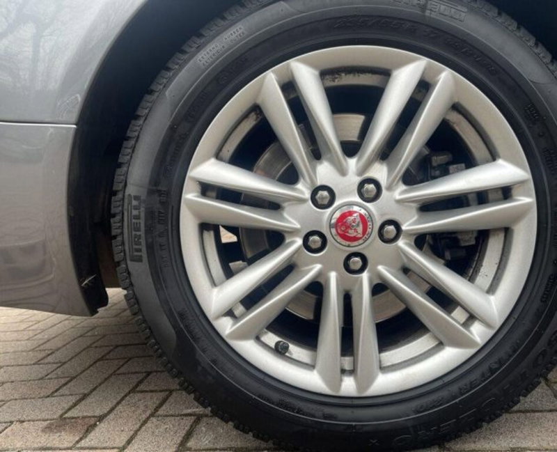 Jaguar XF usata a Alessandria (5)