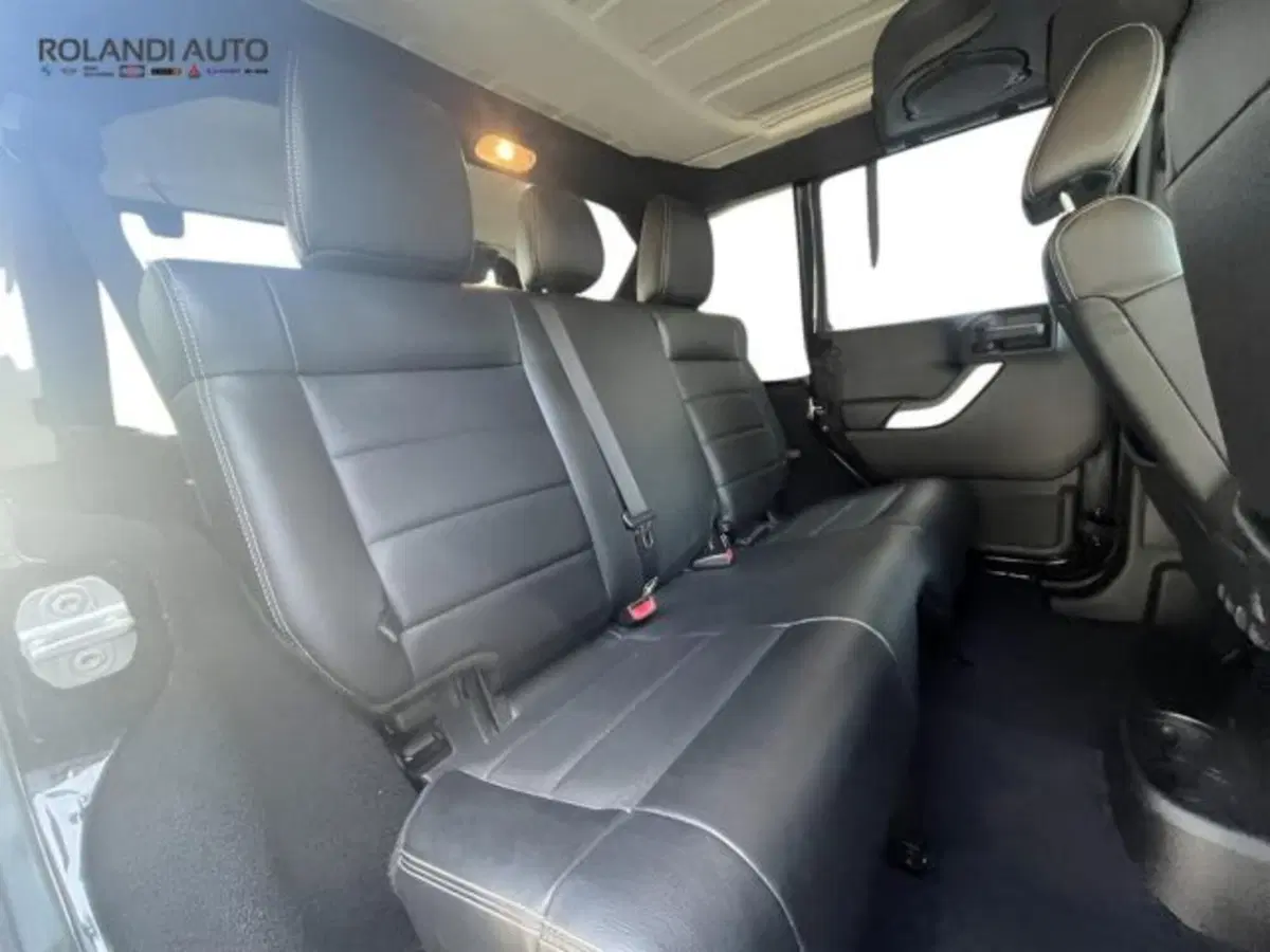 Jeep Wrangler Unlimited usata a Alessandria (10)