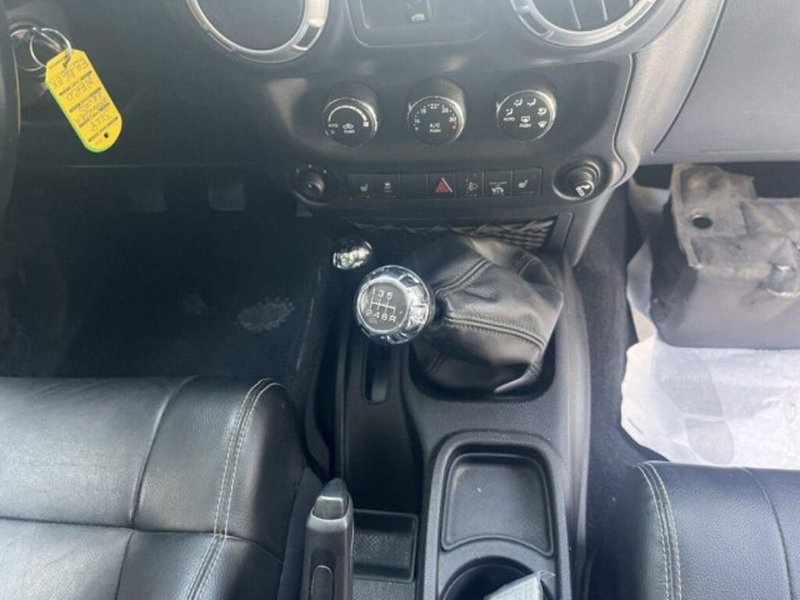 Jeep Wrangler Unlimited usata a Alessandria (11)