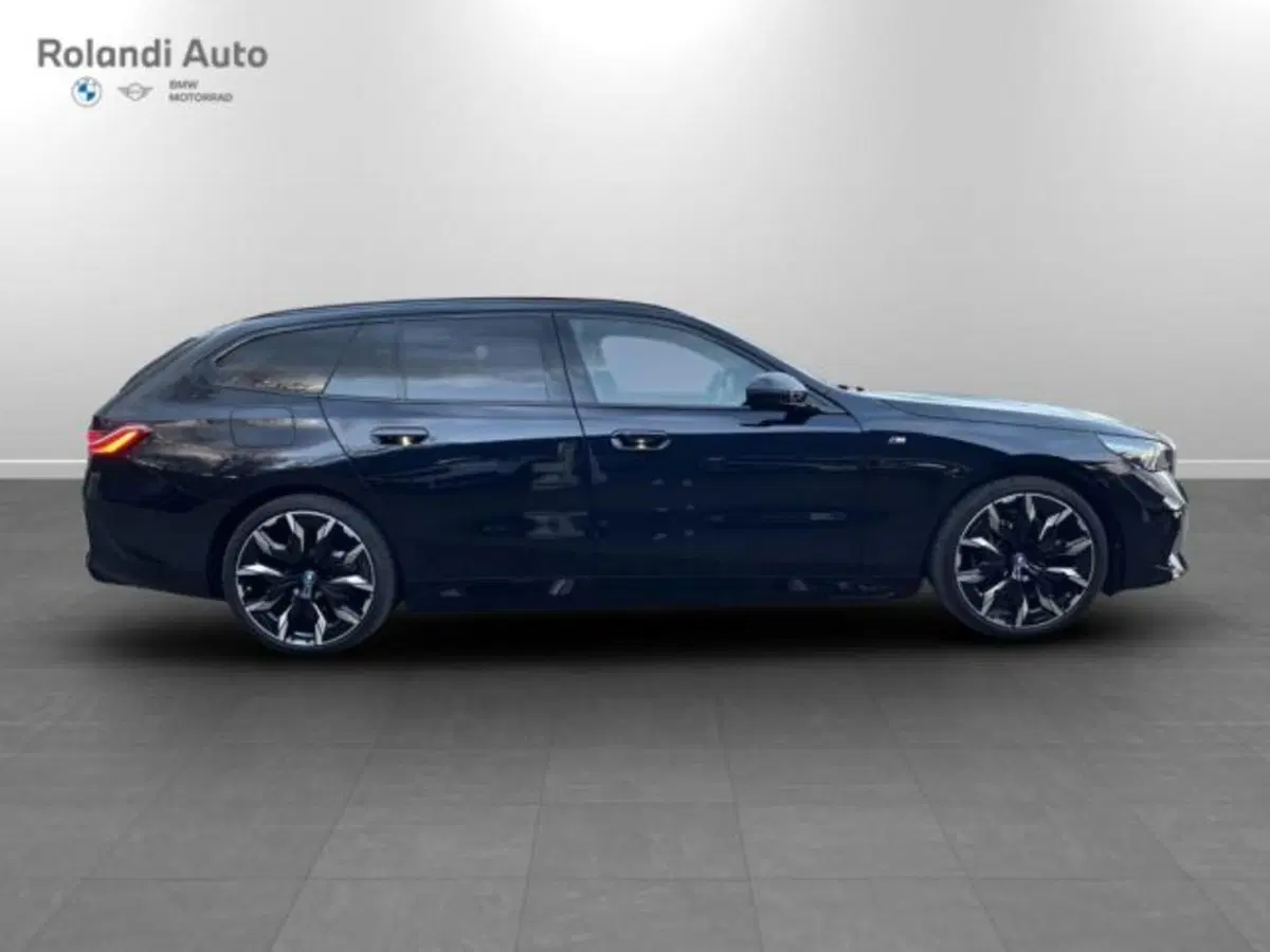 BMW i5 Touring usata a Alessandria (2)