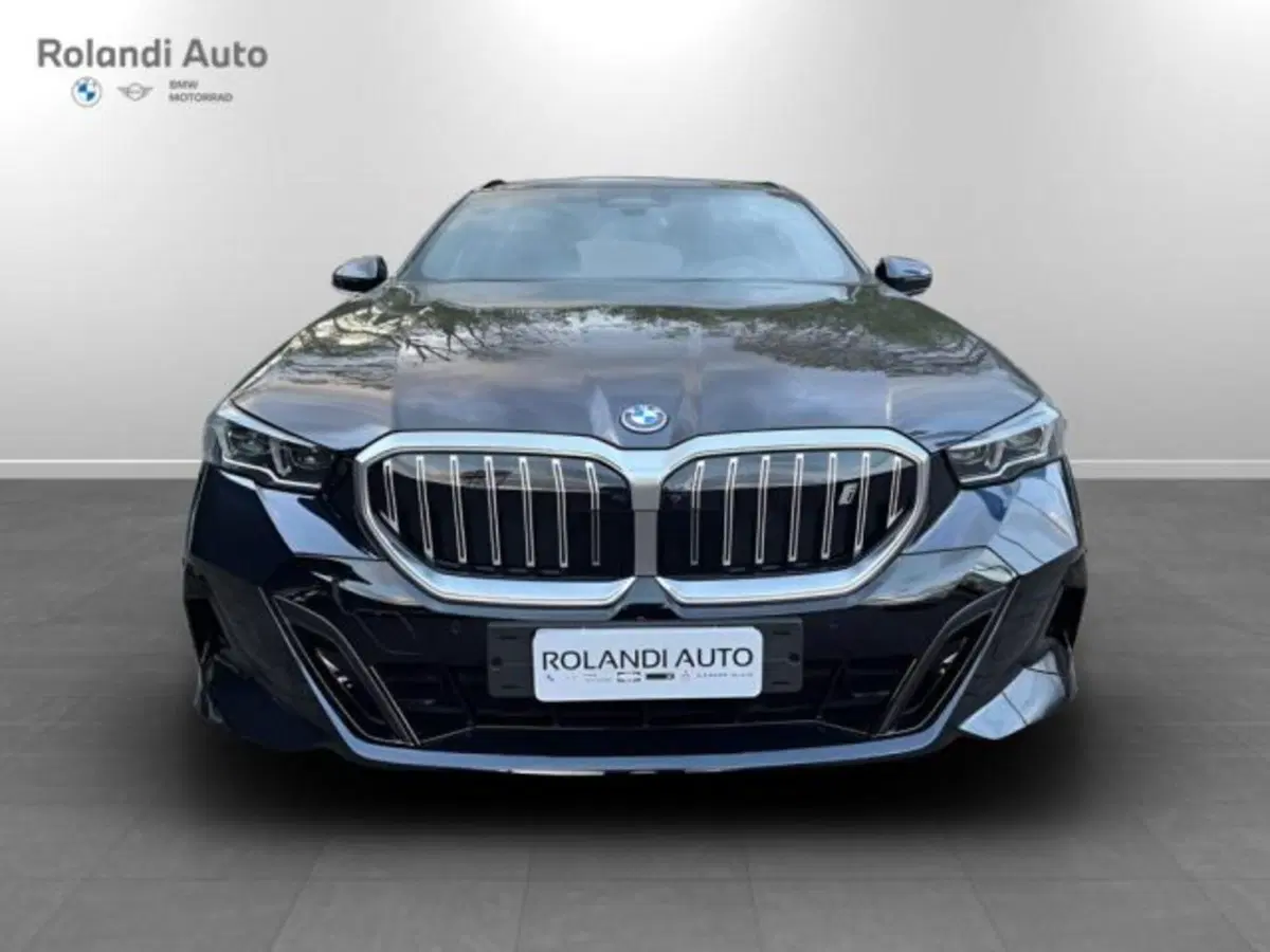BMW i5 Touring usata a Alessandria (3)