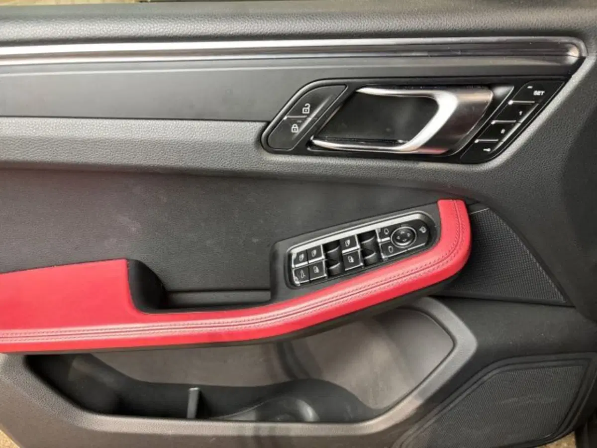 Porsche Macan usata a Bologna (10)