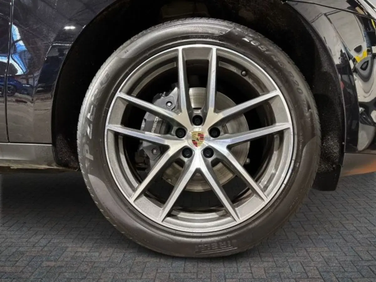 Porsche Macan usata a Bologna (8)