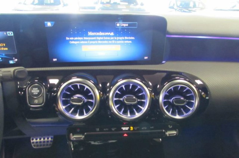 Mercedes-Benz Classe A usata a Milano (10)