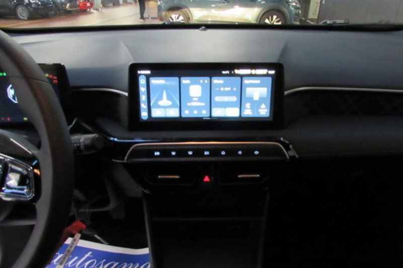 Mg MG3 nuova a Milano (7)