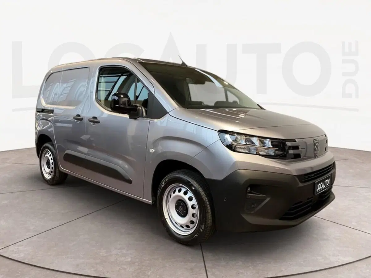 Peugeot Partner Furgone nuova a Torino (3)