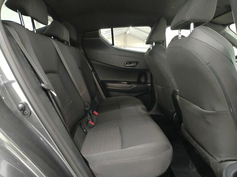 Toyota Toyota C-HR usata a Monza e Brianza (11)