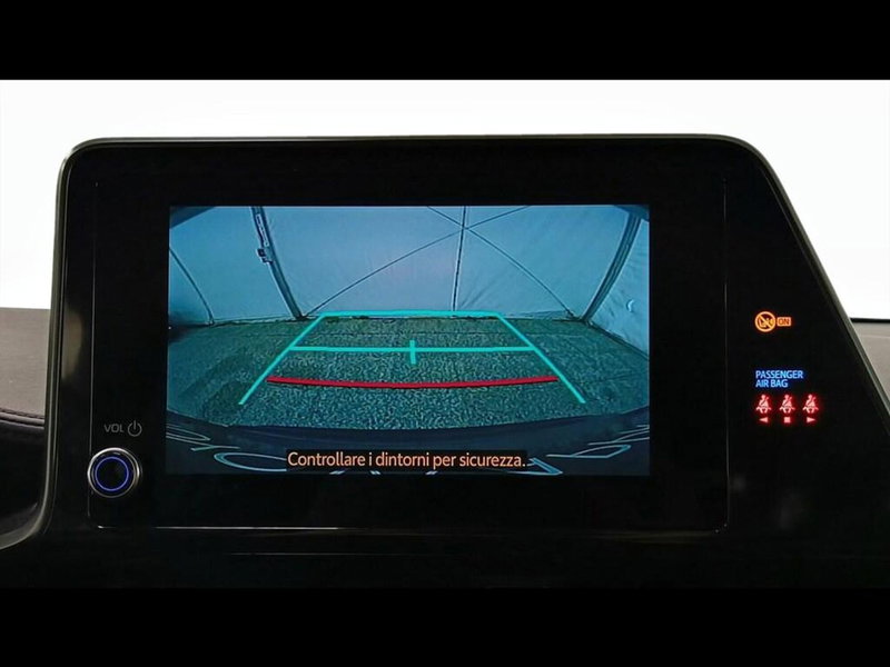 Toyota Toyota C-HR usata a Monza e Brianza (14)