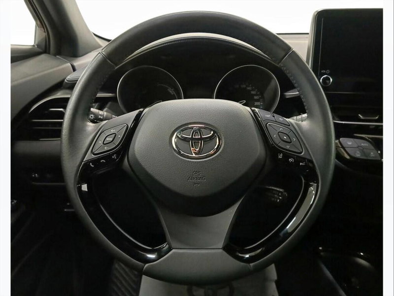 Toyota Toyota C-HR usata a Monza e Brianza (8)