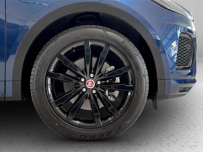 Jaguar E-Pace usata a Varese (9)
