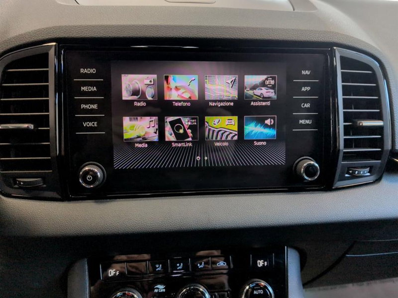 Skoda Karoq usata a Piacenza (11)