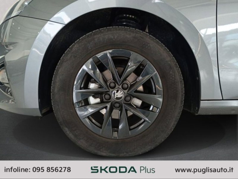 Skoda Fabia usata a Catania (14)