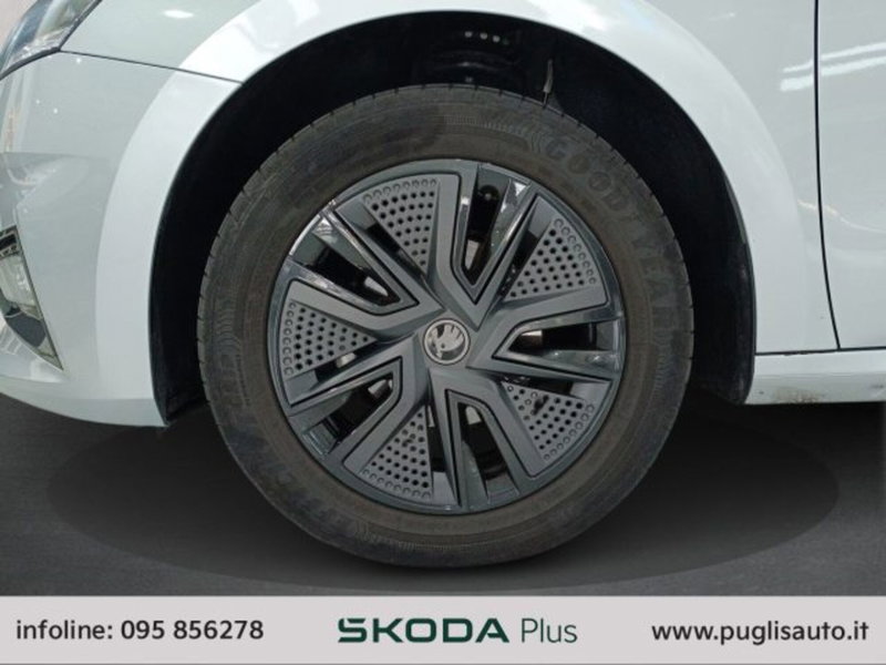 Skoda Fabia usata a Catania (14)