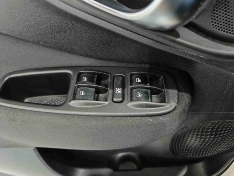 Fiat 500L usata a Catania (18)