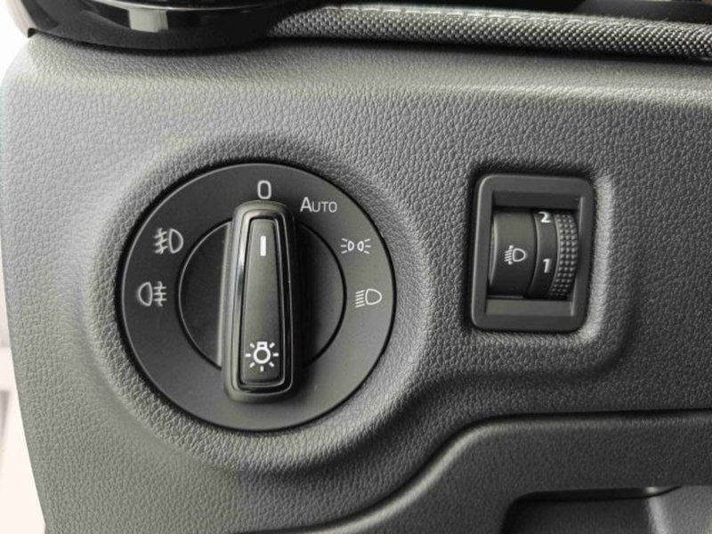 Skoda Fabia usata a Catania (18)