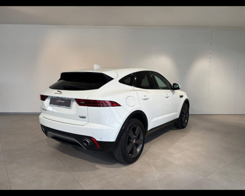 Jaguar E-Pace usata a Treviso (3)
