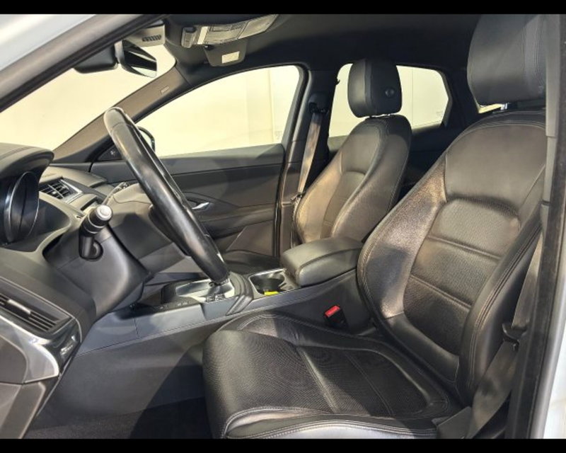 Jaguar E-Pace usata a Treviso (6)