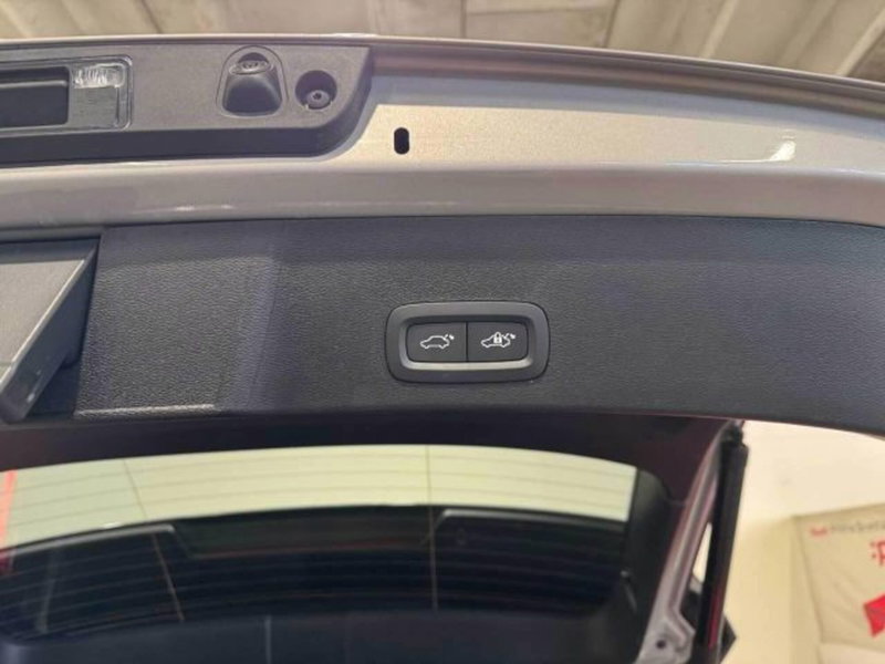 Volvo XC40 usata a Treviso (11)