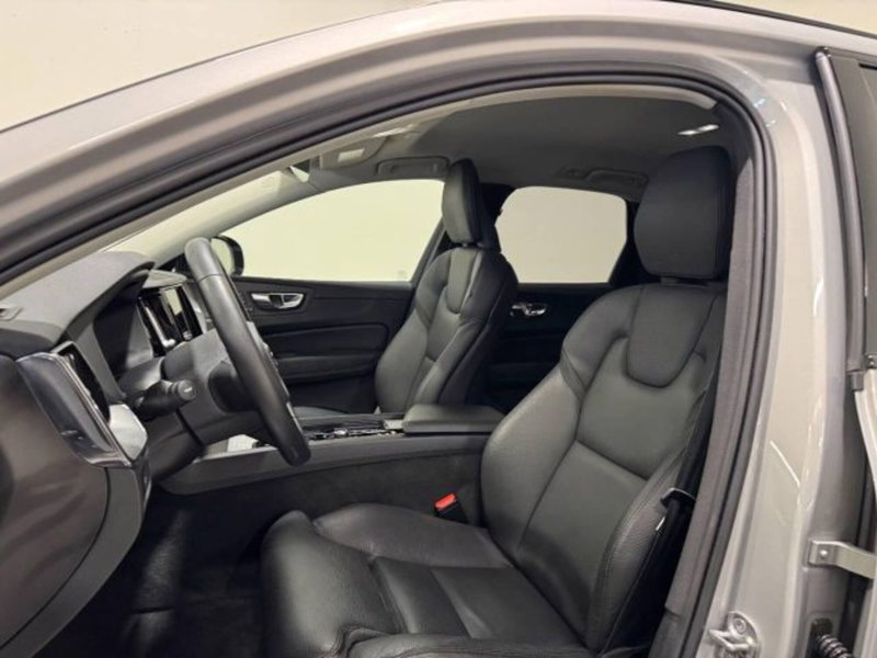 Volvo XC60 usata a Treviso (6)