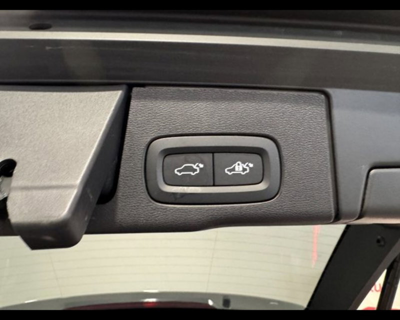 Volvo XC60 usata a Treviso (10)