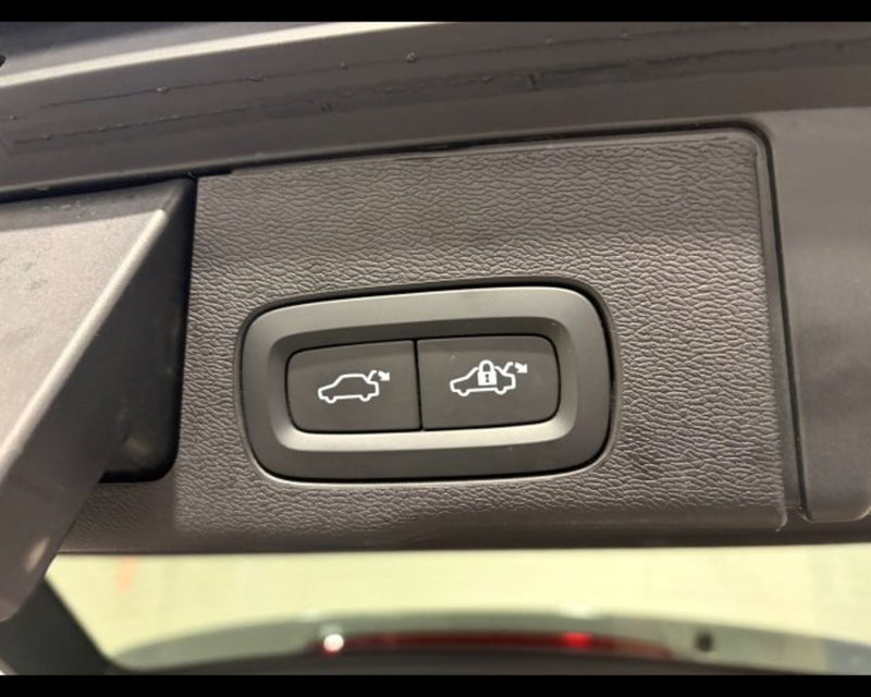 Volvo XC60 usata a Treviso (14)