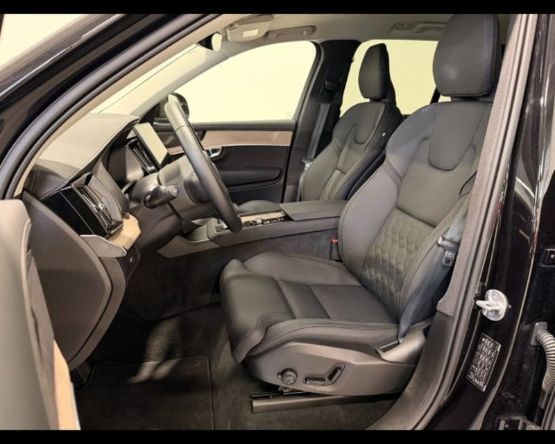 Volvo XC90 usata a Treviso (10)