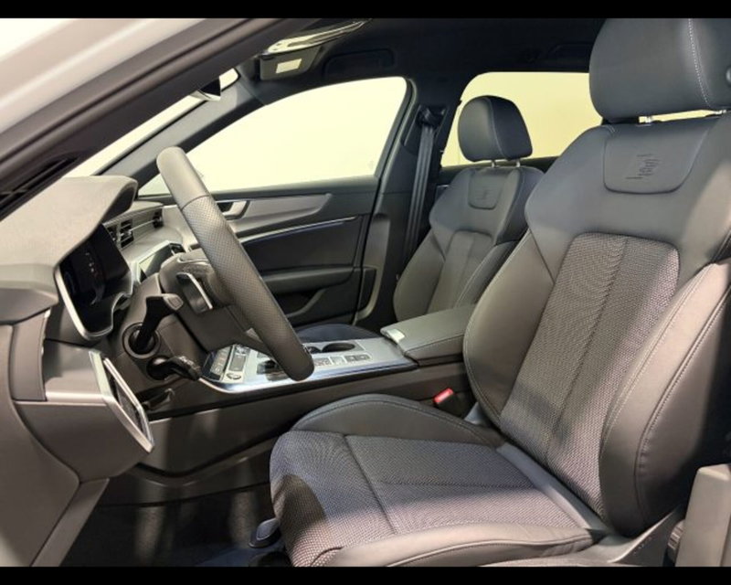 Audi A6 Avant nuova a Treviso (9)