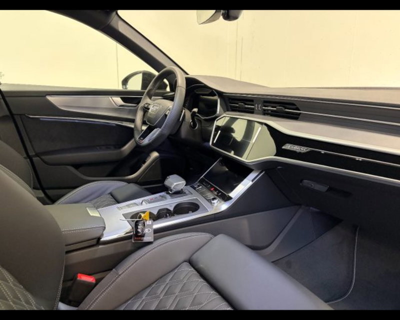 Audi A4 Avant nuova a Treviso (3)