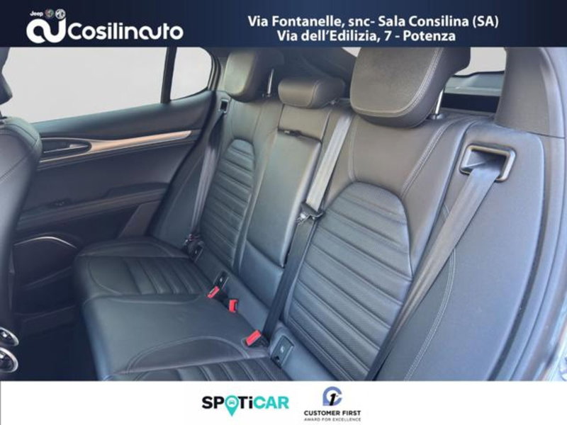 Alfa Romeo Stelvio usata a Salerno (10)