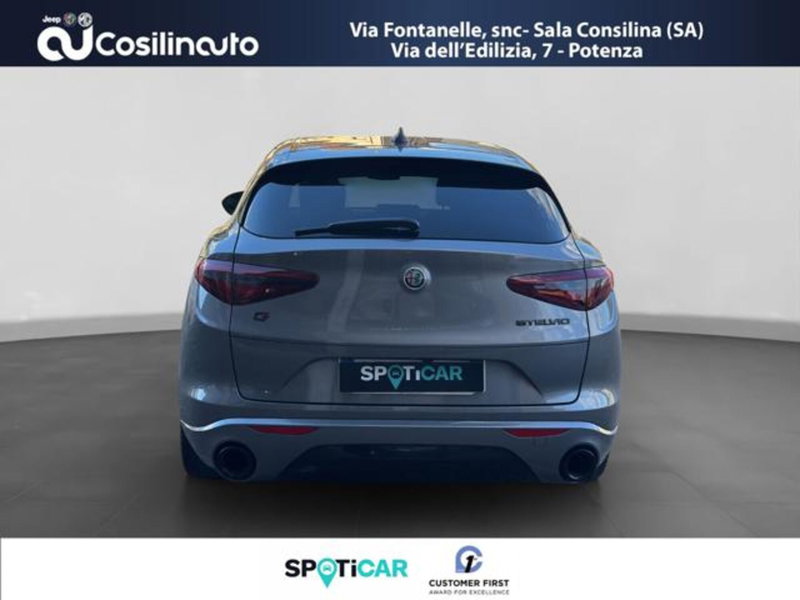 Alfa Romeo Stelvio usata a Salerno (4)